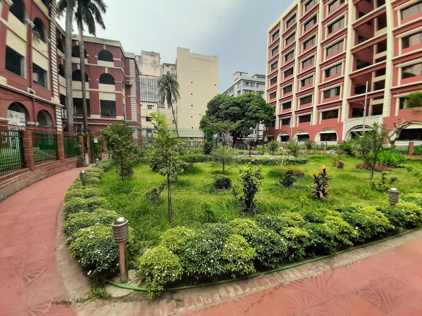 স্যার সলিমুল্লাহ মেডিকেল কলেজ মিটফোর্ড হাসপাতাল